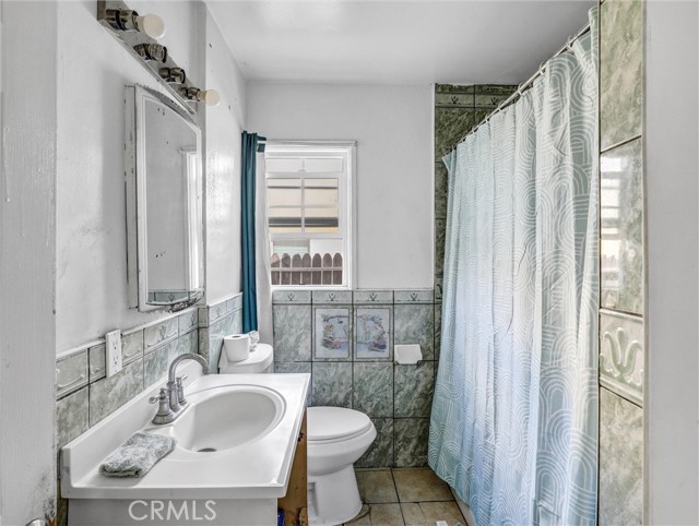 Detail Gallery Image 20 of 28 For 6156 Mckinley Ave, South Gate,  CA 90280 - 4 Beds | 2 Baths