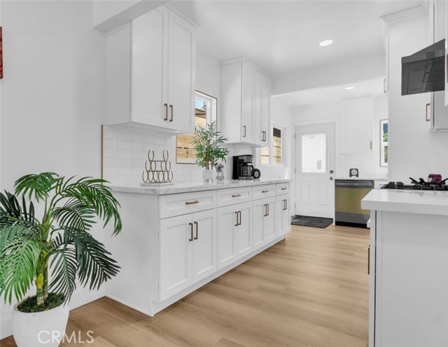 Detail Gallery Image 3 of 35 For 3948 Van Horne, El Sereno,  CA 90032 - 4 Beds | 2 Baths