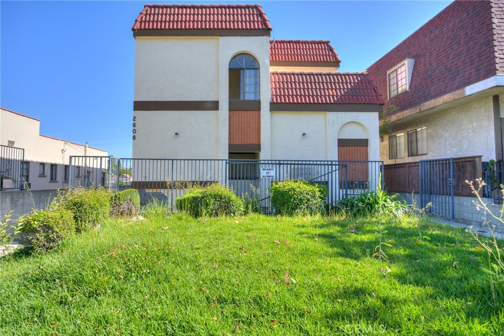 2608 W Alhambra Rd #5