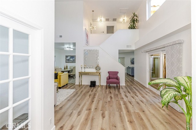 30030 Grandifloras Road, Canyon Country CA: https://media.crmls.org/medias/e598e864-c5b8-46db-9ef5-0bab94c84d77.jpg