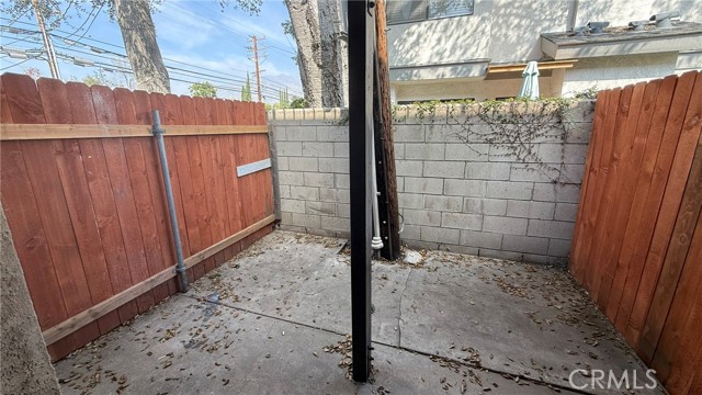 Detail Gallery Image 10 of 11 For 300 S 5th a,  Monrovia,  CA 91016 - 1 Beds | 1 Baths