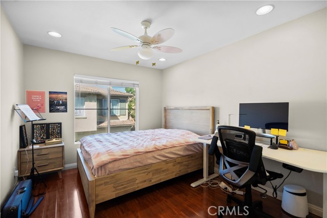 Detail Gallery Image 25 of 48 For 18 Moonstone, Irvine,  CA 92602 - 3 Beds | 2/1 Baths