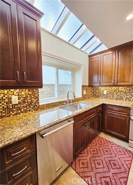 Detail Gallery Image 17 of 54 For 27355 Betanzos, Mission Viejo,  CA 92692 - 4 Beds | 3 Baths