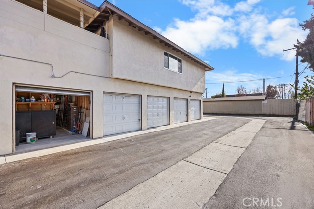 13301 Verde Street, Garden Grove CA: https://media.crmls.org/medias/e59a7138-7081-474e-9c43-fdca9dc31757.jpg