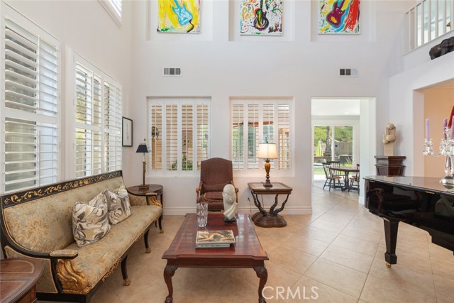Detail Gallery Image 8 of 45 For 34130 Camelina St, Lake Elsinore,  CA 92532 - 4 Beds | 3 Baths