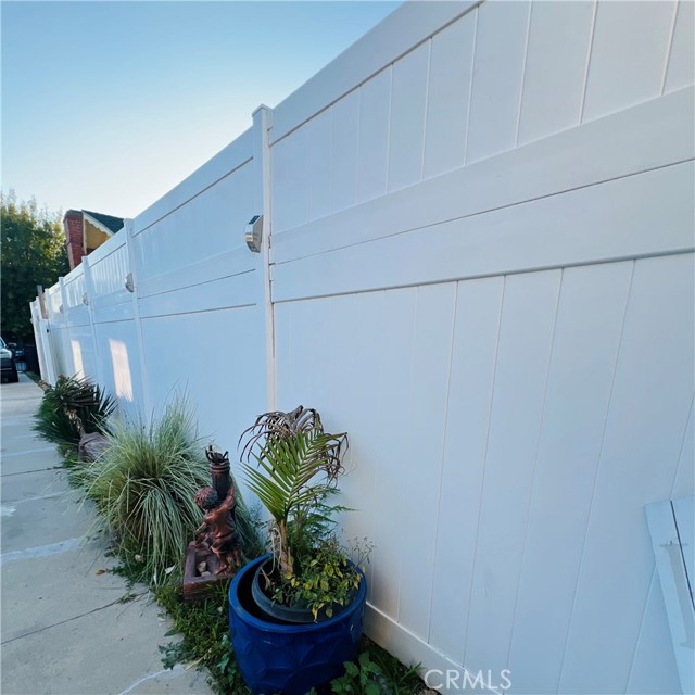 Detail Gallery Image 12 of 15 For 3999 Platt, Lynwood,  CA 90262 - 2 Beds | 1 Baths