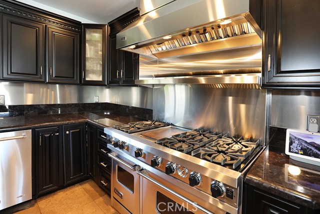 3807 Gardenia, Long Beach CA: https://media.crmls.org/medias/e59b6460-1b59-4380-bdc5-22b0d35724ad.jpg