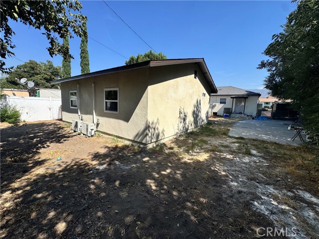 615 W 27th Street, San Bernardino CA: https://media.crmls.org/medias/e59ba57c-1d9b-4c15-8b8e-4e916e271021.jpg