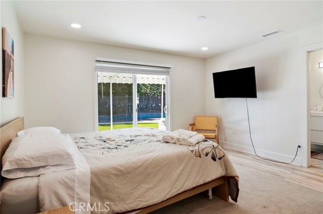 Detail Gallery Image 16 of 43 For 24136 Kittridge, West Hills,  CA 91307 - 5 Beds | 4/1 Baths