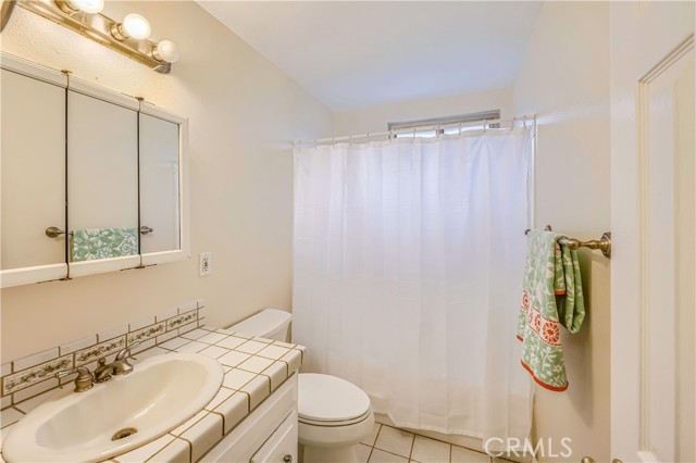 Detail Gallery Image 7 of 7 For 7941 Ronald Dr a,  Huntington Beach,  CA 92647 - 2 Beds | 1 Baths