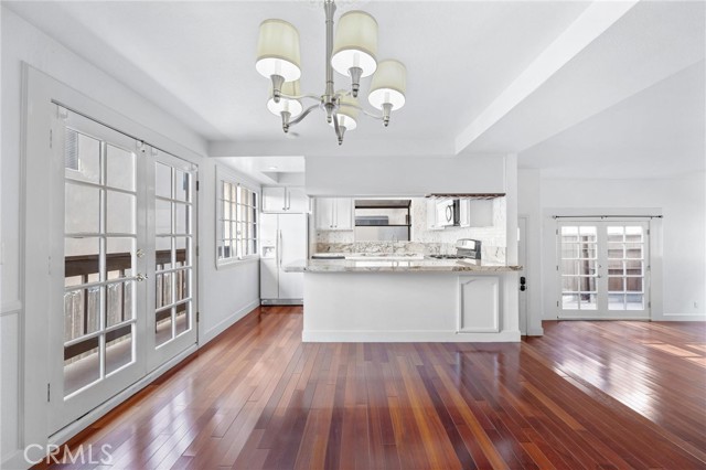 Detail Gallery Image 10 of 35 For 1515 Artesia #2,  Manhattan Beach,  CA 90266 - 2 Beds | 3 Baths