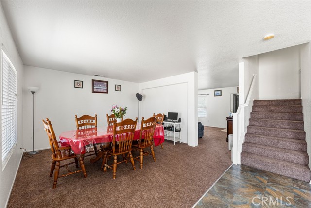 16029 White Mountain Place, Victorville CA: https://media.crmls.org/medias/e59c55a4-26ba-4862-9e0d-02ae67d68fd8.jpg