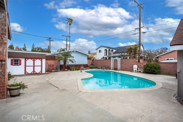 Large swimming pool
