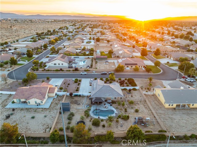 43246 Palm Lane, Lancaster CA: https://media.crmls.org/medias/e59f5bf2-f0bb-4084-b944-10623a21b5f4.jpg