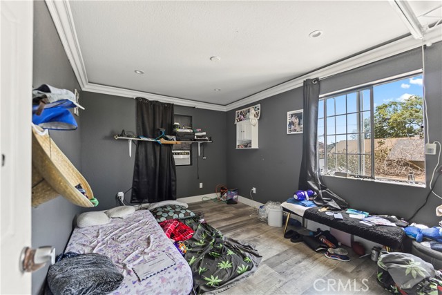 730 W 52 Place, Los Angeles CA: https://media.crmls.org/medias/e5a04483-89cd-4095-836f-9539803ac5f0.jpg