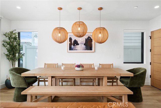 Detail Gallery Image 8 of 38 For 128 39th, Newport Beach,  CA 92663 - – Beds | – Baths