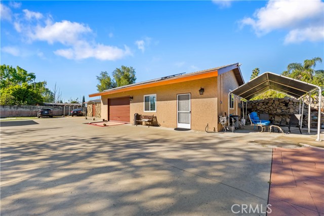 Detail Gallery Image 6 of 28 For 19160 Ingomar St, –,  CA 91335 - 2 Beds | 2 Baths