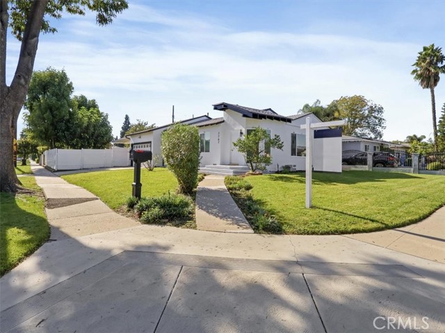 Detail Gallery Image 21 of 25 For 7767 Independence Ave, Canoga Park,  CA 91304 - 3 Beds | 2 Baths