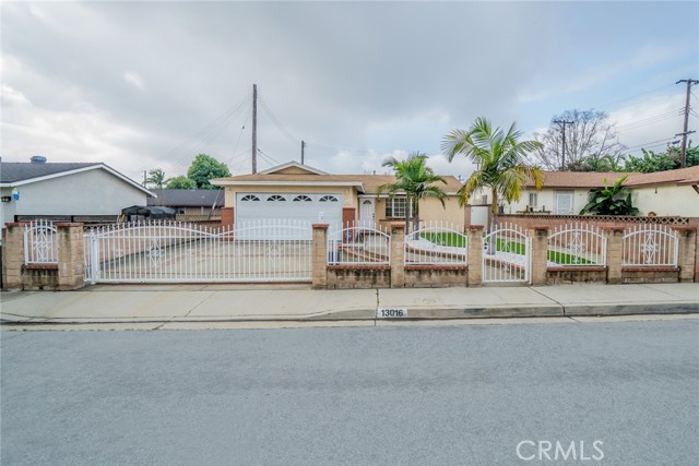 Detail Gallery Image 1 of 1 For 13016 Ledford St, Baldwin Park,  CA 91706 - 3 Beds | 2 Baths