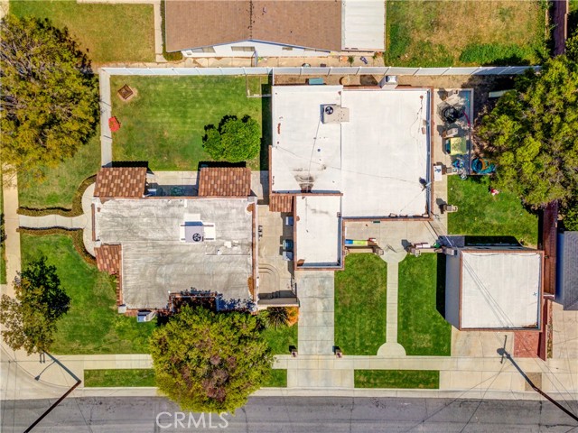 500 Park Place, La Habra CA: https://media.crmls.org/medias/e5a1ddce-e356-4c61-a6c6-885547d55d74.jpg