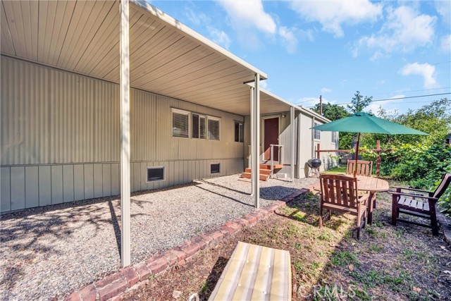 8522 Quarterhorse Lane, Lower Lake CA: https://media.crmls.org/medias/e5a38758-401b-425a-a94c-4f3d6587544d.jpg