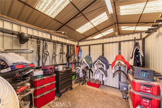 30505 Sloan Canyon Road, Castaic CA: https://media.crmls.org/medias/e5a3bf0f-c329-45ad-badc-eb7cd2c44da9.jpg