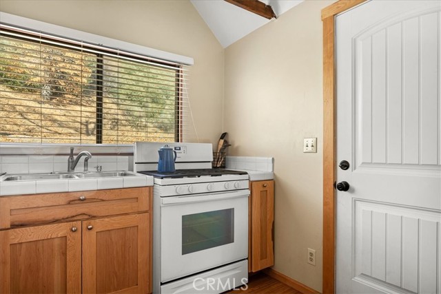 Detail Gallery Image 11 of 21 For 729 Eucalyptus Rd, Cedar Glen,  CA 92321 - 1 Beds | 1 Baths