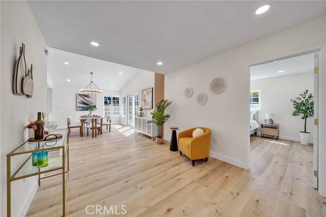 14181 Moore Ct., Irvine CA: https://media.crmls.org/medias/e5a4777a-d4cb-4b50-9419-bf3f6401604d.jpg
