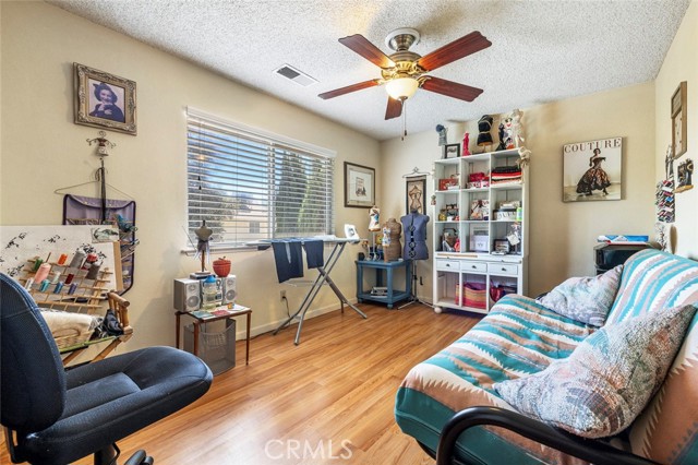 Detail Gallery Image 33 of 40 For 8052 N Mariposa St, Fresno,  CA 93720 - 3 Beds | 2 Baths