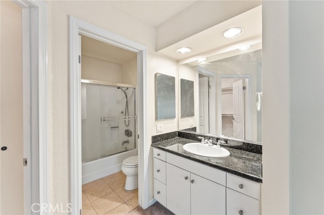 Detail Gallery Image 12 of 19 For 25591 Indian Hill Ln #C,  Laguna Hills,  CA 92653 - 2 Beds | 2 Baths