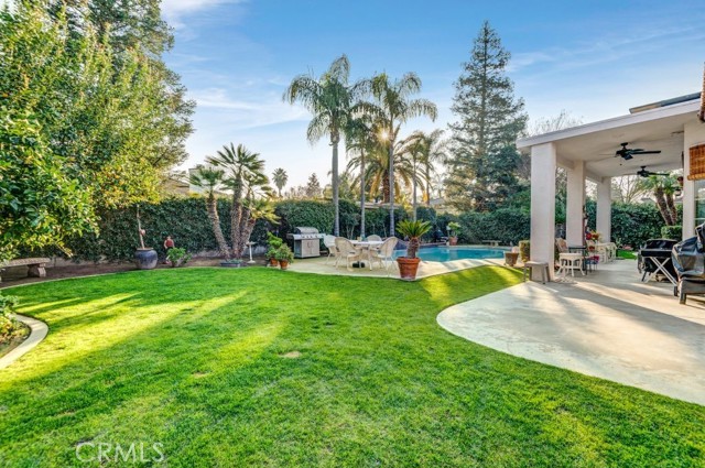 Detail Gallery Image 36 of 38 For 10727 Iron Creek Ave, Bakersfield,  CA 93312 - 4 Beds | 2 Baths