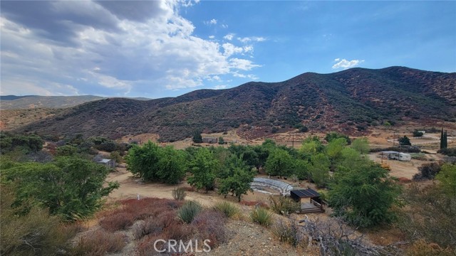 Detail Gallery Image 17 of 30 For 9301 Lost Valley Ranch Rd, Palmdale,  CA 93551 - – Beds | – Baths