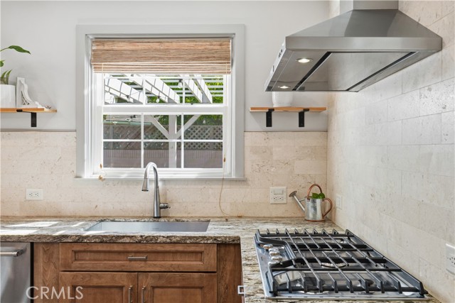 Detail Gallery Image 19 of 58 For 5640 E Parkcrest, Long Beach,  CA 90808 - 3 Beds | 3 Baths