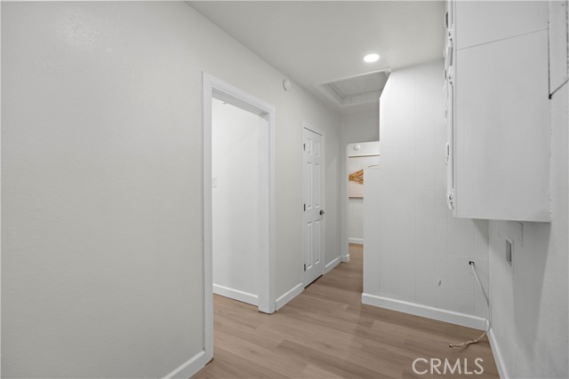 336 N Crescent Heights Boulevard, Los Angeles CA: https://media.crmls.org/medias/e5a7206c-dcb2-4c56-99a4-24da2c4c6f35.jpg