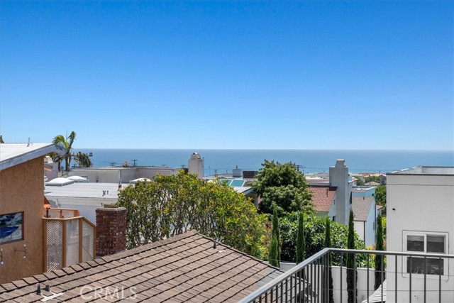 604 14th Street, Manhattan Beach, California 90266, 5 Bedrooms Bedrooms, ,6 BathroomsBathrooms,Residential,Sold,14th,SB23140792