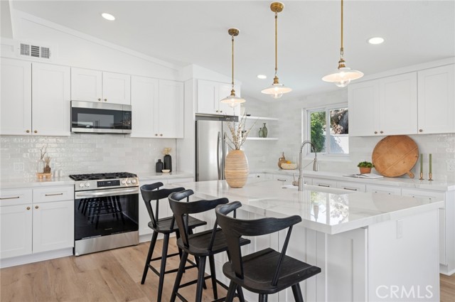 Detail Gallery Image 10 of 24 For 2355 Rutgers Dr, Costa Mesa,  CA 92626 - 4 Beds | 2 Baths