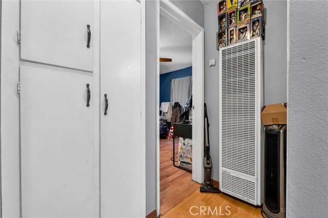 2660 Newell Street, County - Los Angeles CA: https://media.crmls.org/medias/e5a962ca-571a-48cb-abff-b95da6ccd4e7.jpg