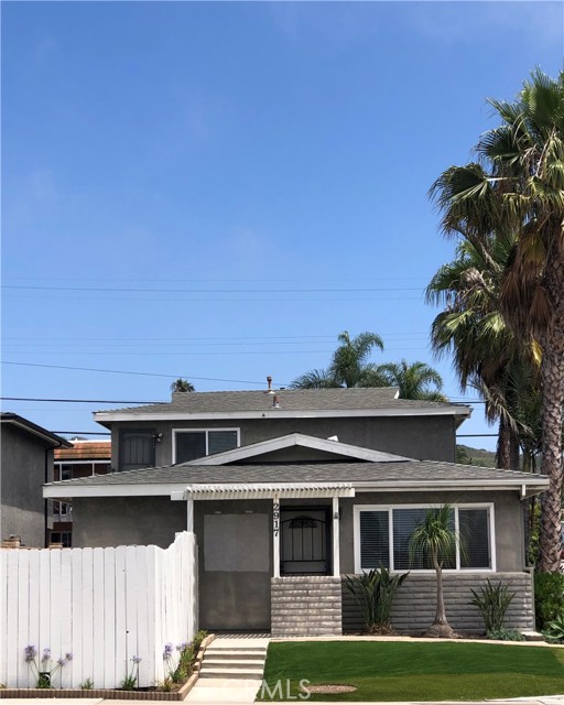 2917 S El Camino Real, San Clemente CA: https://media.crmls.org/medias/e5a9b650-8d22-4365-b2d3-09b93c59b638.jpg