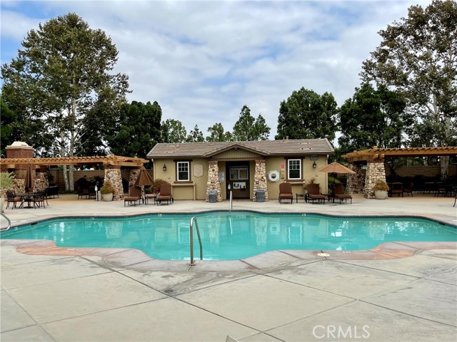 8656 Harvest Place, Rancho Cucamonga CA: https://media.crmls.org/medias/e5a9dc69-9927-4eaa-ac78-2b7b46c6a2f6.jpg