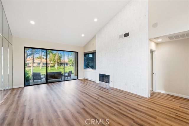 Image 17 for 76534   Begonia LN