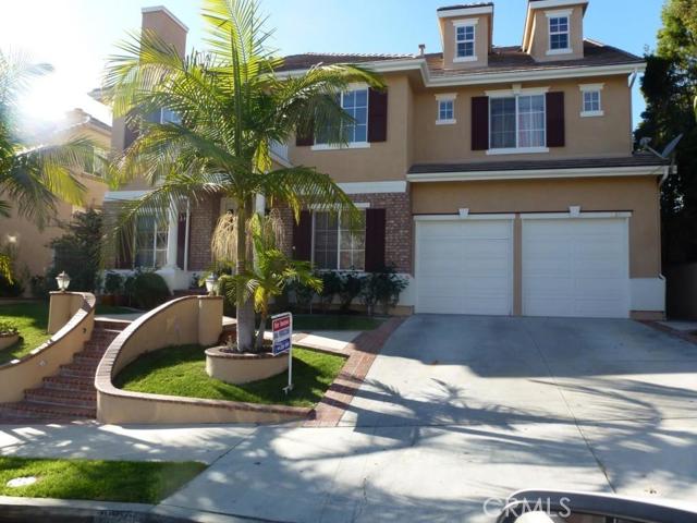 23261 Castle Rock, Mission Viejo CA: https://media.crmls.org/medias/e5aa414a-cde4-486d-b55e-c3fc35feaed9.jpg