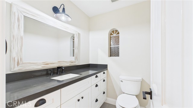 Detail Gallery Image 23 of 43 For 29650 Kimberly, Agoura Hills,  CA 91301 - 5 Beds | 5 Baths