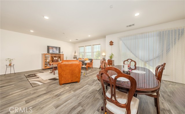 Detail Gallery Image 13 of 42 For 10367 Prospector, Moreno Valley,  CA 92557 - 4 Beds | 2/1 Baths