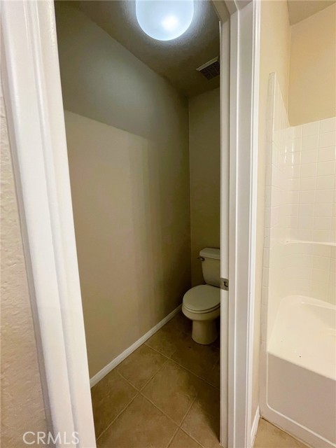 Image 9 of 12 For 26303 Iris Avenue F