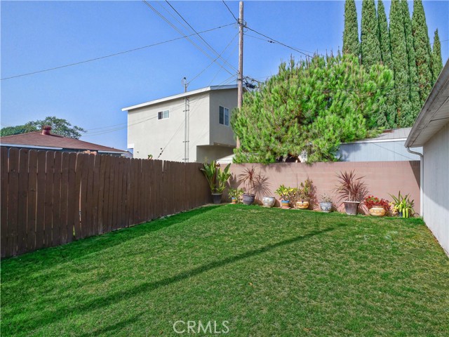 Detail Gallery Image 4 of 11 For 4703 Gundry, Long Beach,  CA 90807 - 2 Beds | 1 Baths