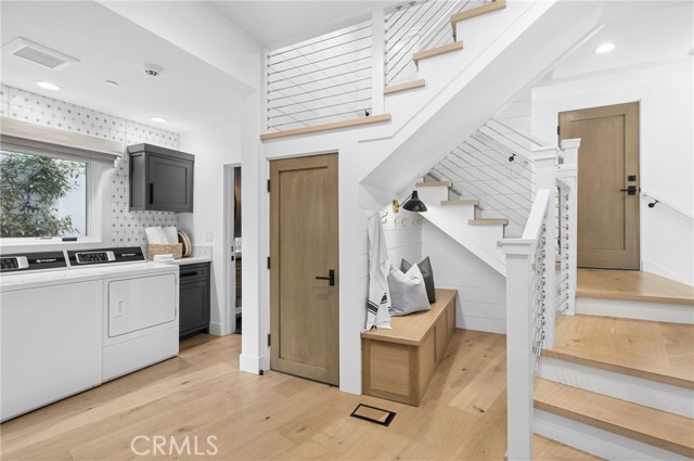 Detail Gallery Image 23 of 37 For 706 Poinsettia, Corona Del Mar,  CA 92625 - 5 Beds | 3/1 Baths