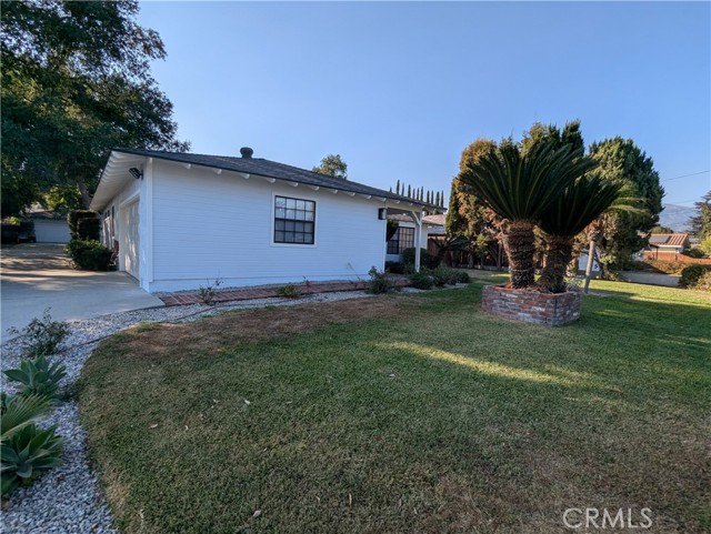 Detail Gallery Image 3 of 73 For 1715 Encino Ave a,  Monrovia,  CA 91016 - 3 Beds | 2 Baths