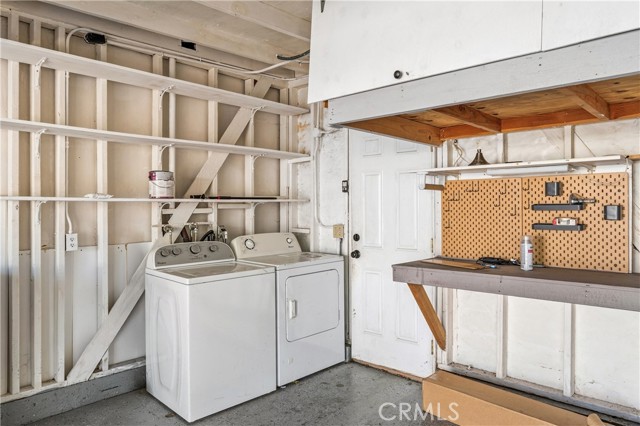 Detail Gallery Image 24 of 37 For 2214 Vista Hogar, Newport Beach,  CA 92660 - 4 Beds | 2/1 Baths