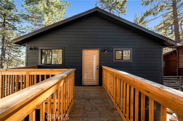 Detail Gallery Image 2 of 21 For 53045 Rockmere Dr, Idyllwild,  CA 92549 - 3 Beds | 3 Baths
