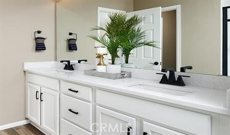 https://media.crmls.org/medias/e5ae3a21-93a1-4ba2-a655-fa7cc54b49a9.jpg?preset=X-Large
